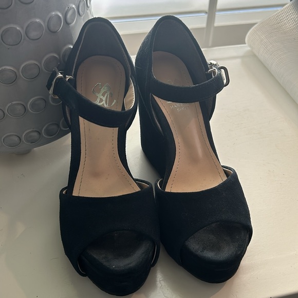 Suede navy wedges in size 4 - Picture 2 of 6